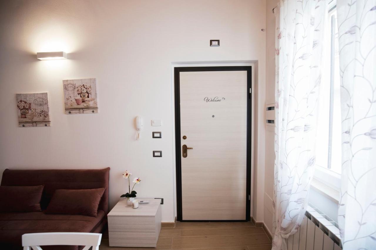 Appartamento Viale Patrono D'Italia Assis Exterior foto